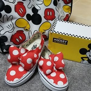 Vans Disney